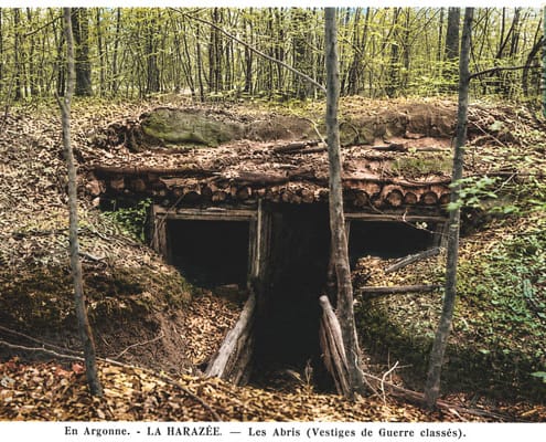 Een overdekte schuilplaats (abri) in de Franse stellingen bij La Harazée, diep in de Argonne.